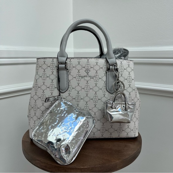 Nanette Lepore 4 piece Gift Set - Picture 2 of 11